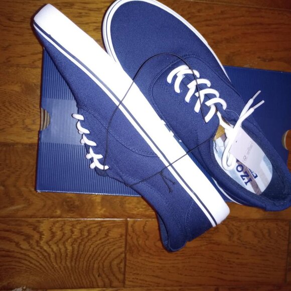 IZOD Mens Size 12 Memory Foam Rangley Navy Lightweight Durable Sneakers NIB - Picture 4 of 5